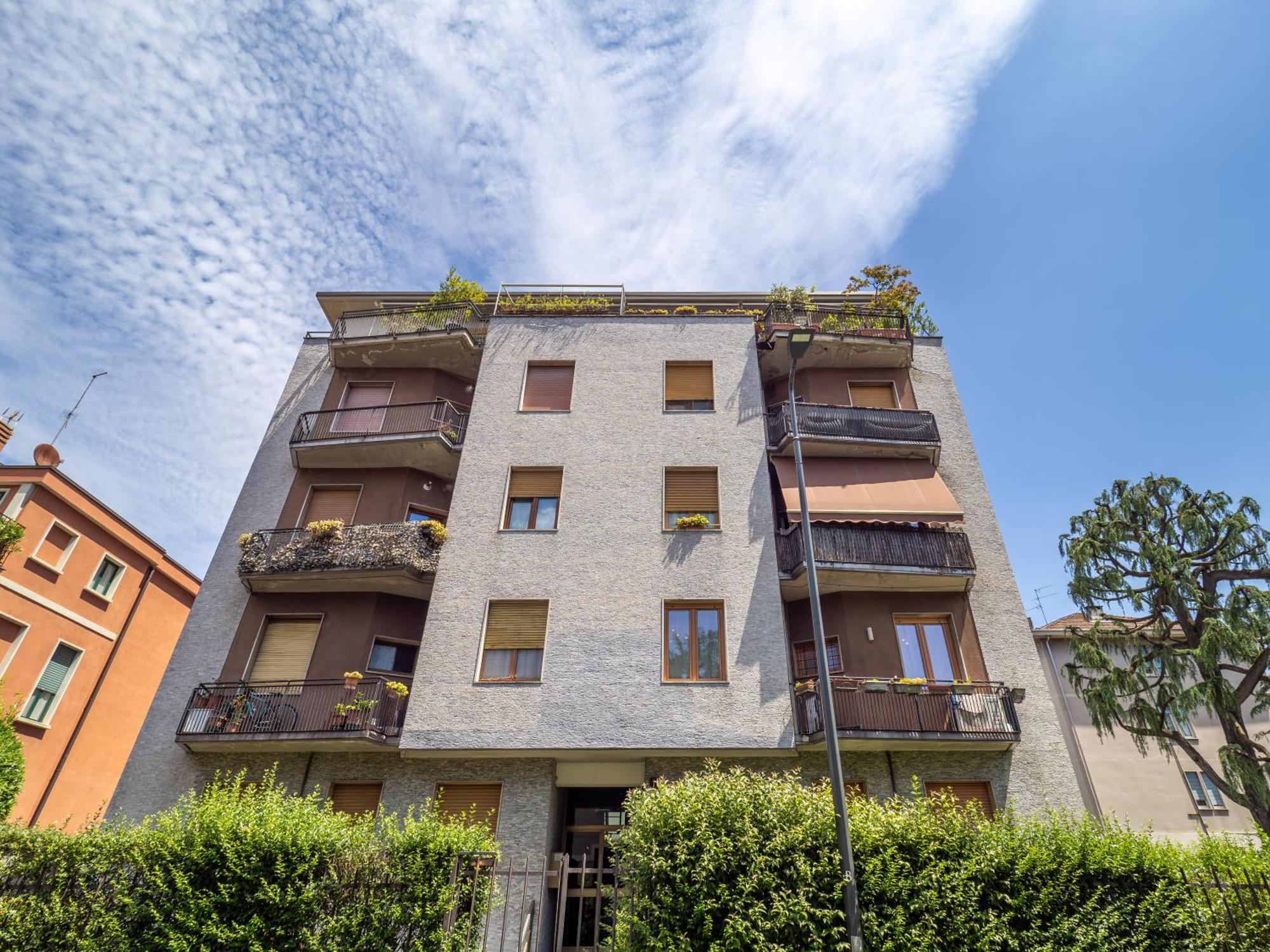 Modern 2br With Private Balcony, Steps To Metro Apartamento Milán